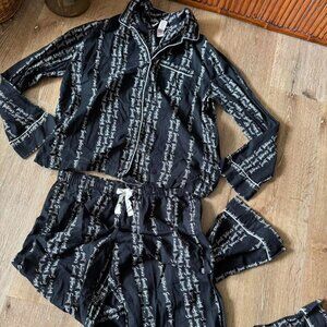 Victoria’s Secret Black Script Cotton Pajama Set Size S